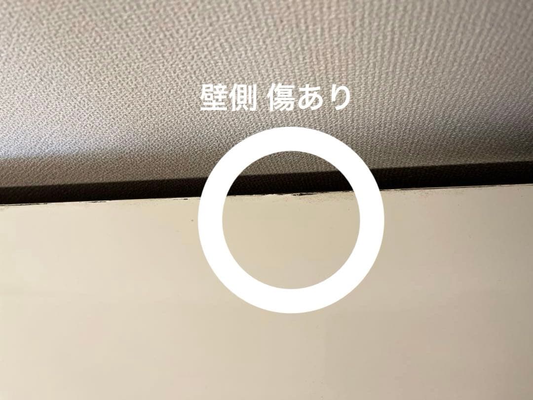 ブラウン木製キッチンカウンター カップボード