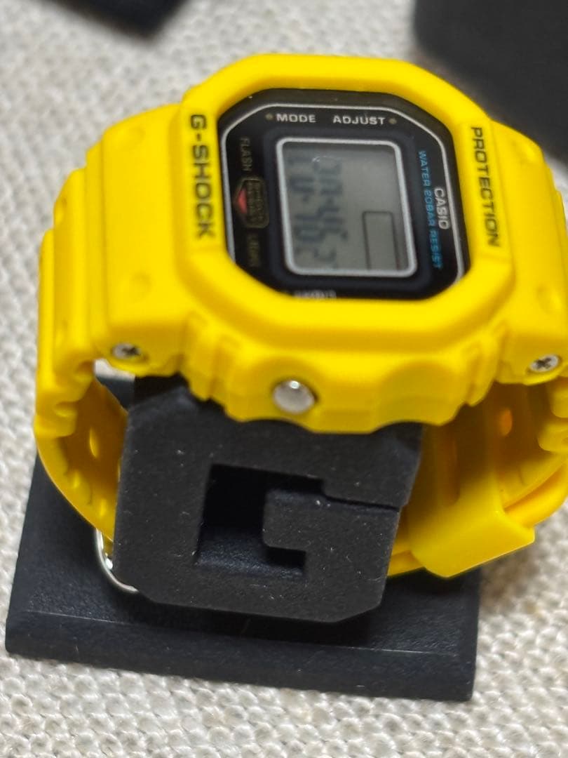 G-SHOCK●DWN-5600-9IR●リングウォッチ●イエロー