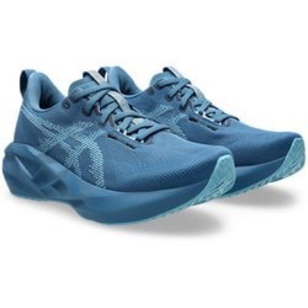 た*！様 ノバブラスト5 ブルーASICS ランニングシューズ　25.5