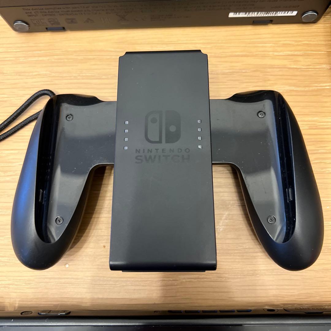 【Hani】Nintendo Switch 本体 赤/青 Joy-Con