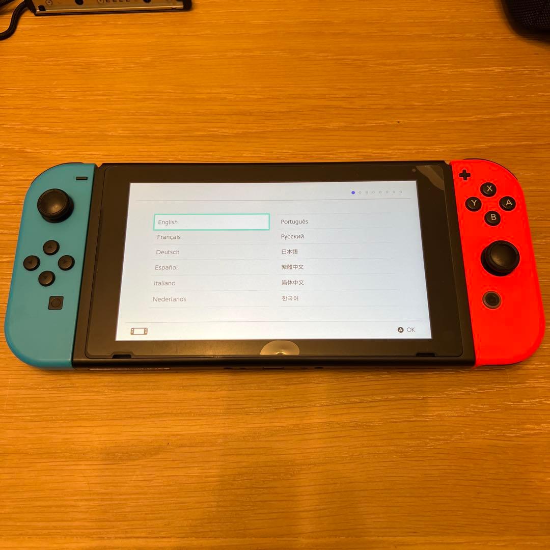 【Hani】Nintendo Switch 本体 赤/青 Joy-Con