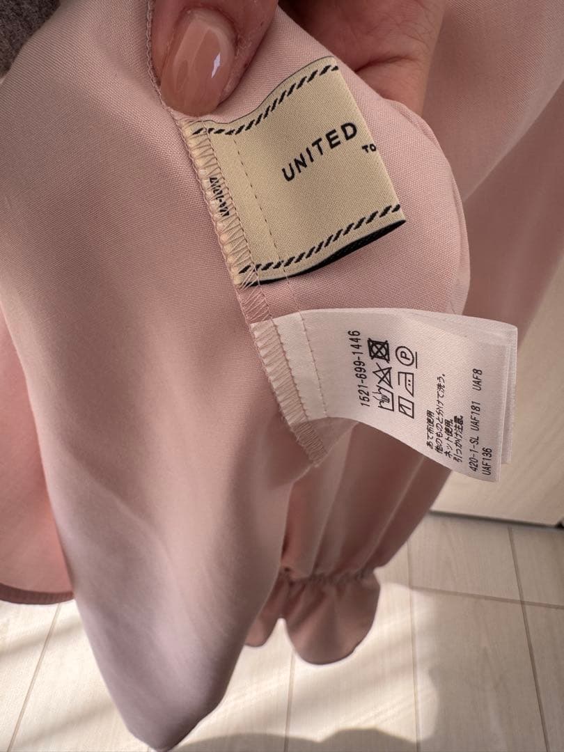 UNITED ARROWS フレアスリーブブラウス
