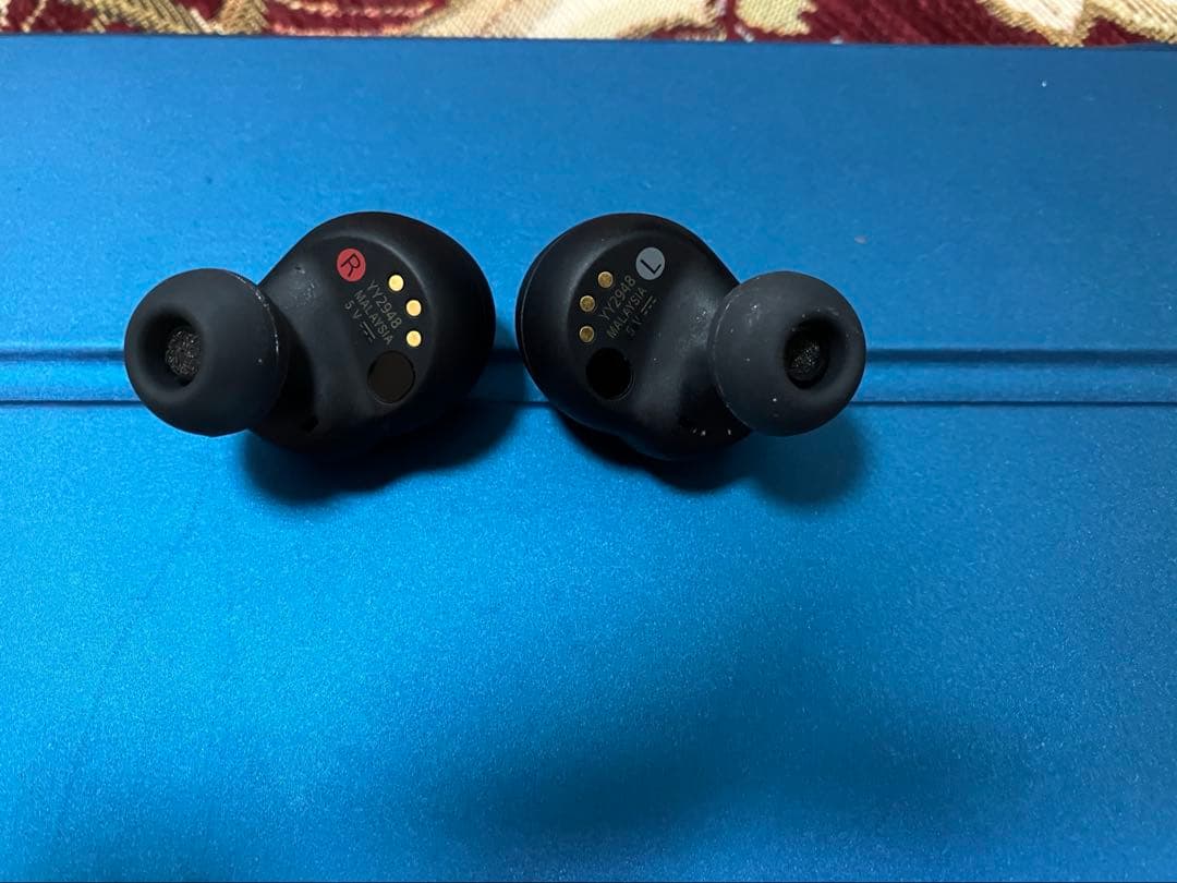 SONY WF-1000XM4 BLACK イヤホン