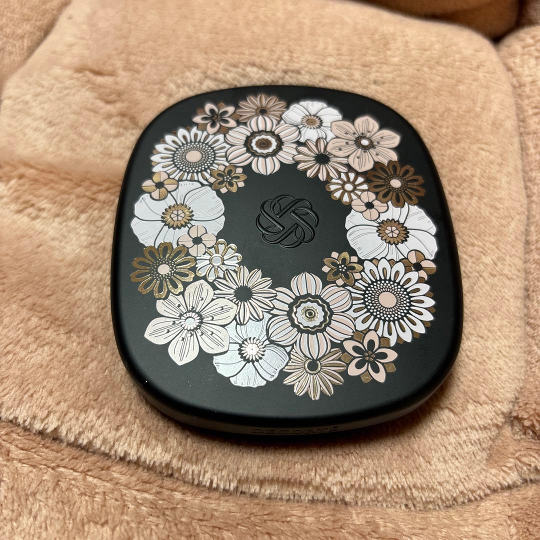 新品未使用コスメデコルテ　クリスマスコフレ　アイシャドウ　パレット　コスデコ