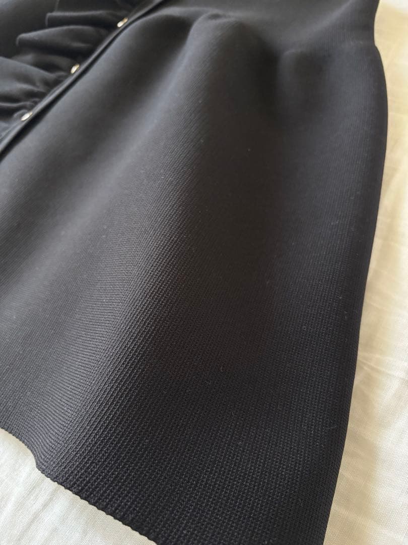 UNITED ARROWS フリル ニットベスト　黒
