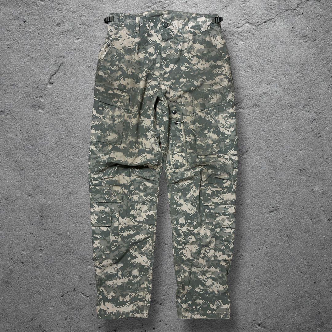 米軍実物ACUカーゴパンツ実寸W33デジカモ M-Lミリタリー 古着アラミド繊維