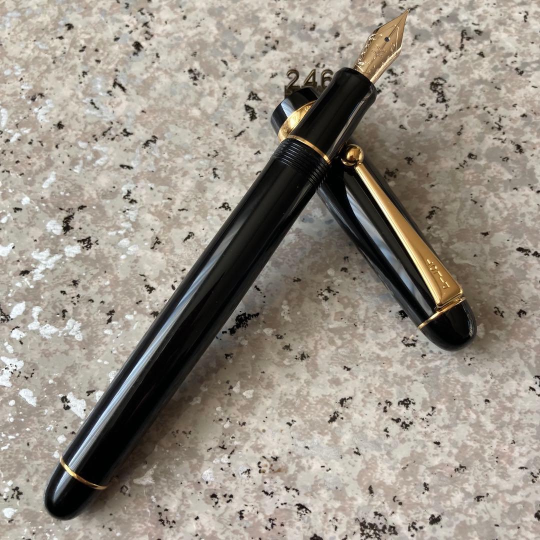 #246 オーバーホール済み 万年筆 PILOT CUSTOM 74 14k