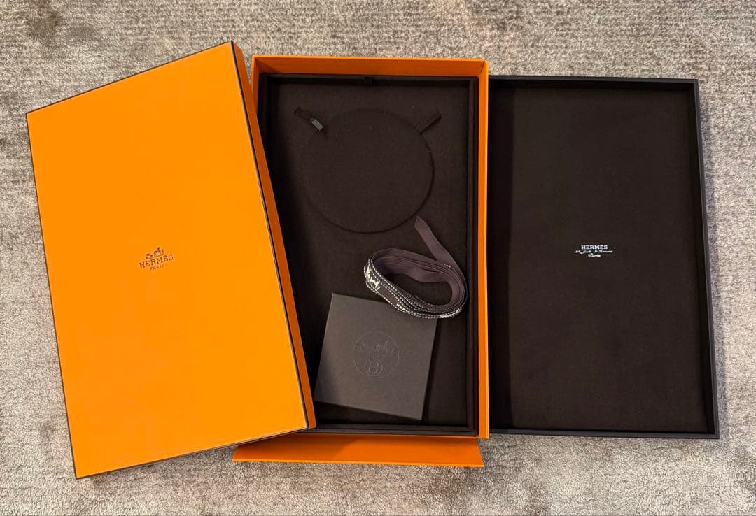 美品✨HERMES【空箱】ネックレスケース付✨