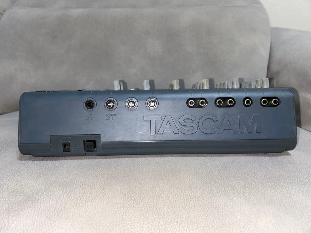 TASCAM PORTASTUDIO 414 マルチトラックレコーダー