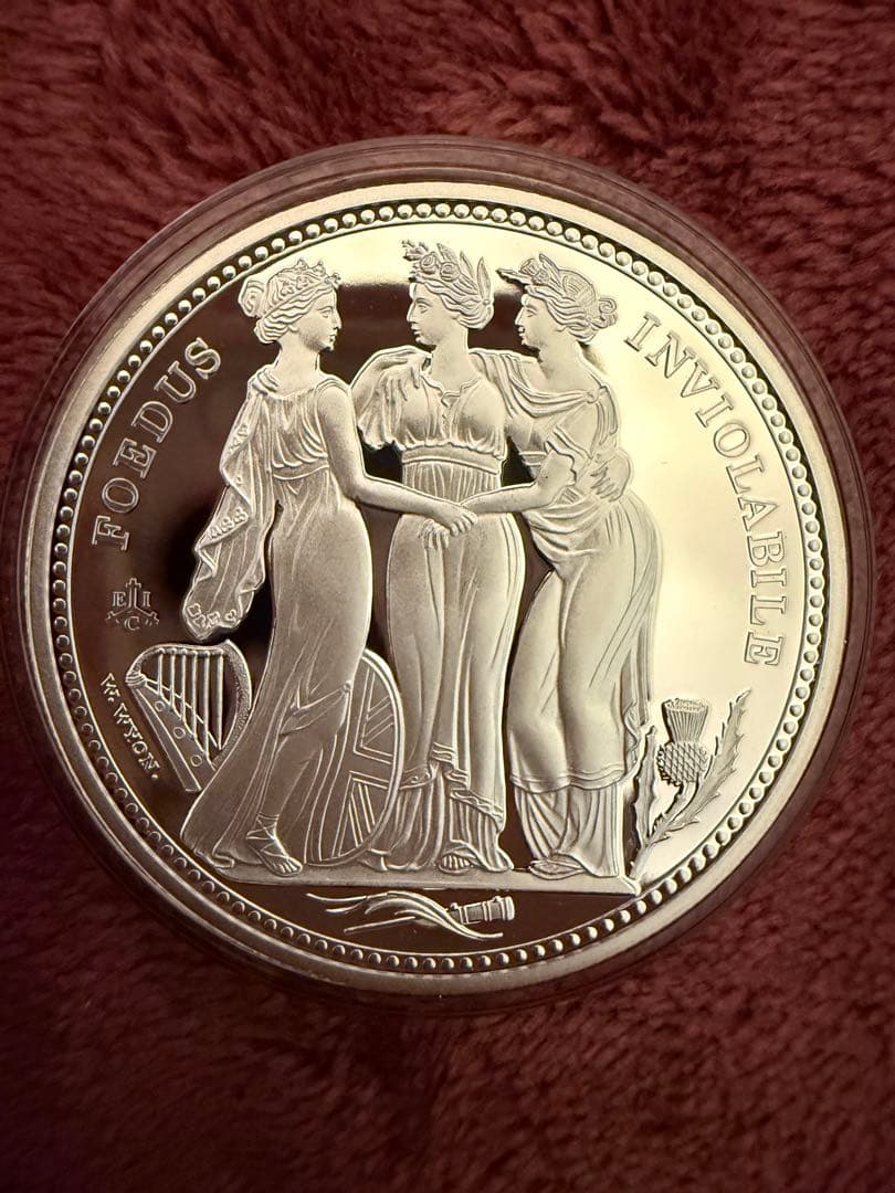 銀貨 スリーグレイセス 2021年 セントヘレナ 1POUND