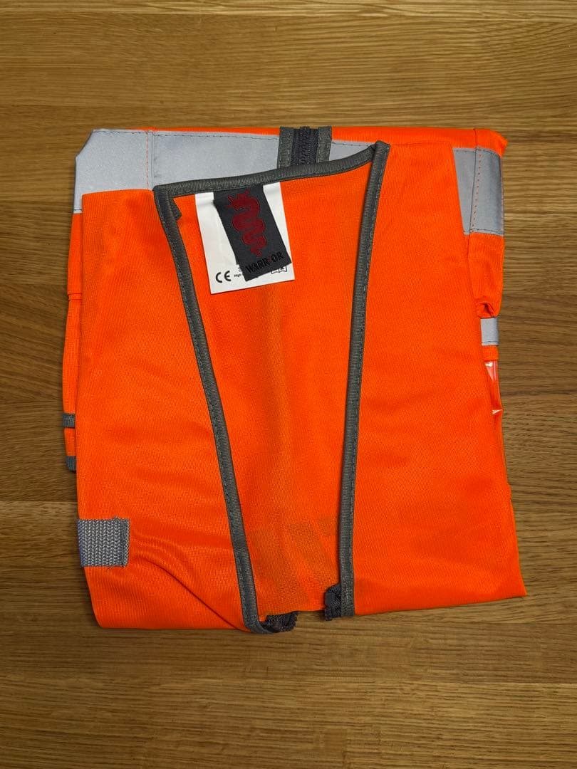 残り３点！レア！STIHL反射安全ベスト/ スチールチェンソー