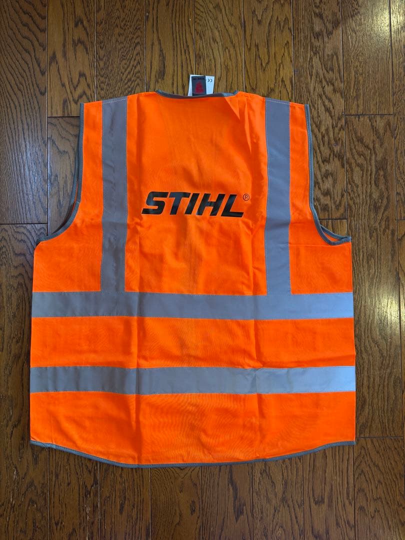 残り３点！レア！STIHL反射安全ベスト/ スチールチェンソー