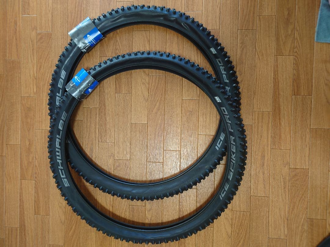 SCHWALBE ICE SPIKER PRO 26インチ　2本セット