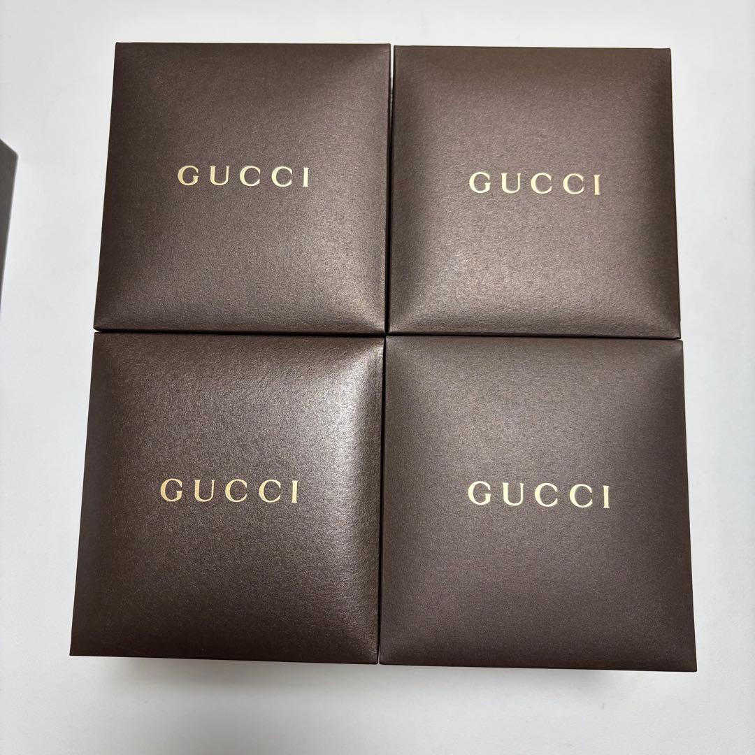 グッチ　時計ケース　空箱　4個セット　クッション付き