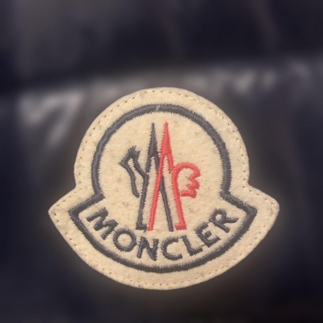 MONCLER ネイビー ダウンベスト　希少デカロゴ