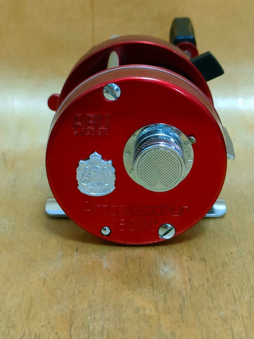 アブ アブガルシア アンバサダー 1500C レッド
