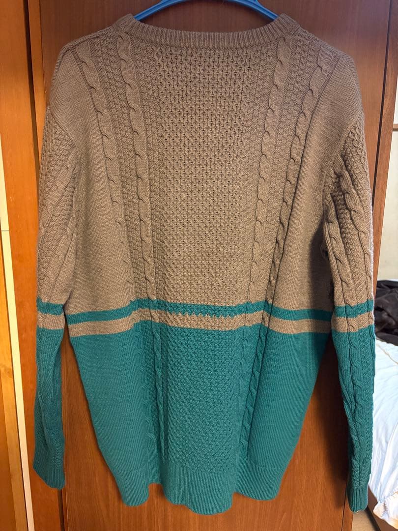 【新品・1万円引き】ROSSEN ケーブルニットセーター　定価18,700円