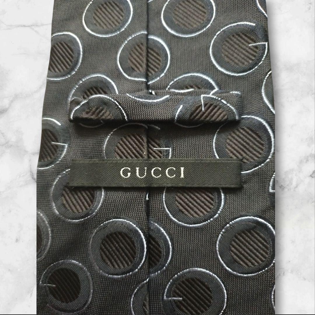 GUCCI 未使用級 シルク製ダークブルーネクタイ