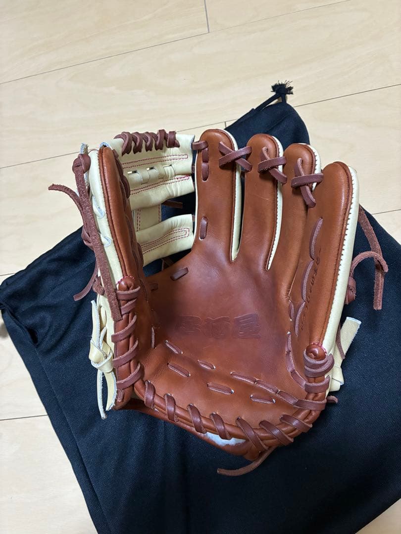 居酒屋ベースボール　軟式　オーダー　グラブ