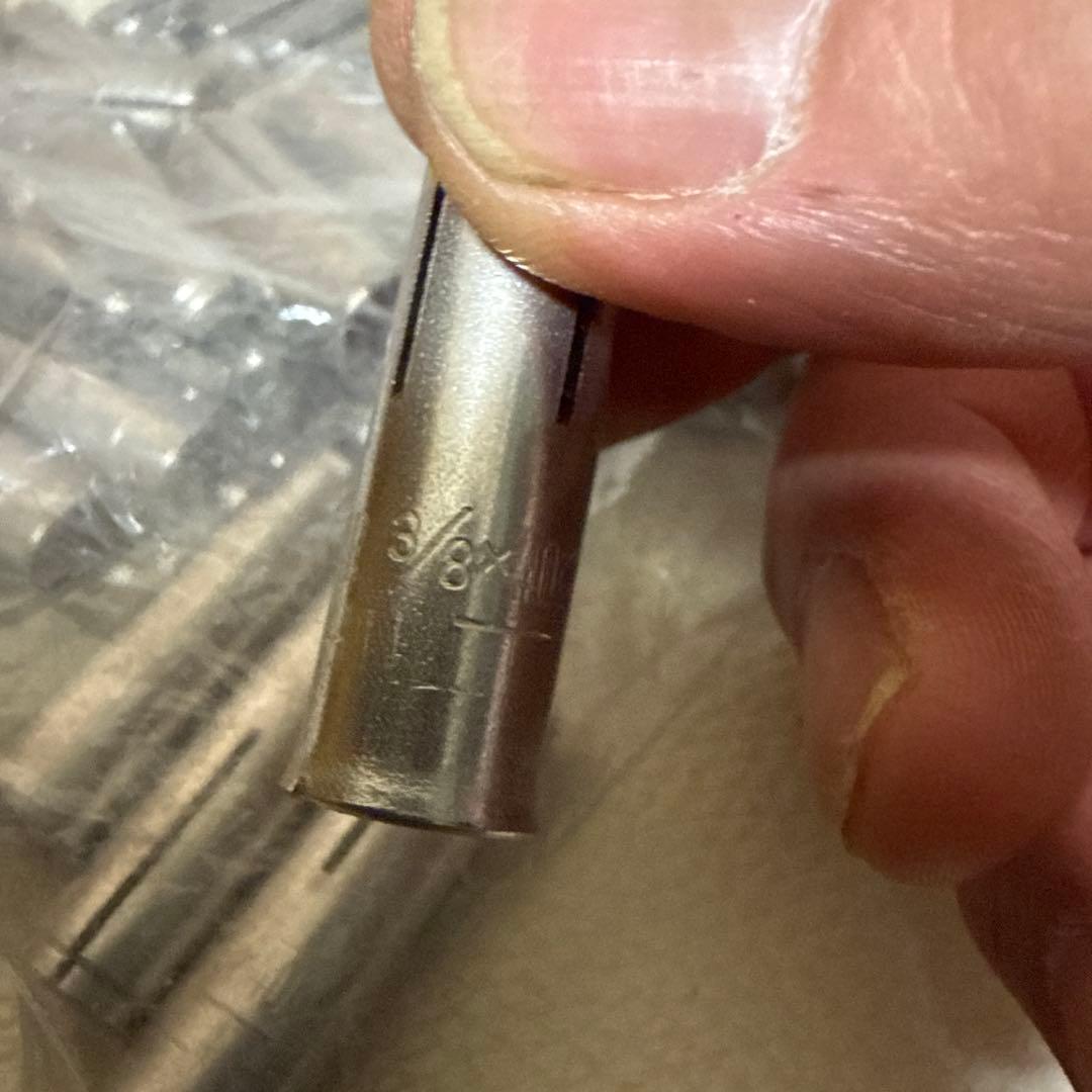 ヒルティーHKD－ＳＲ　3分ステンレス3/8x40ミリ35本❗️かなりお得ですよ‼️