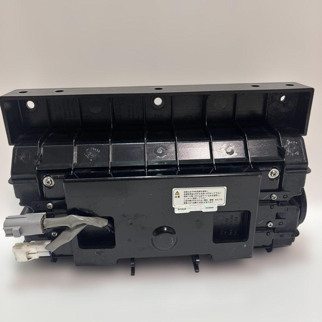 NO31 小糸　トラック用 4t 10t シーケンシャル（助手席側）左Ｌ
