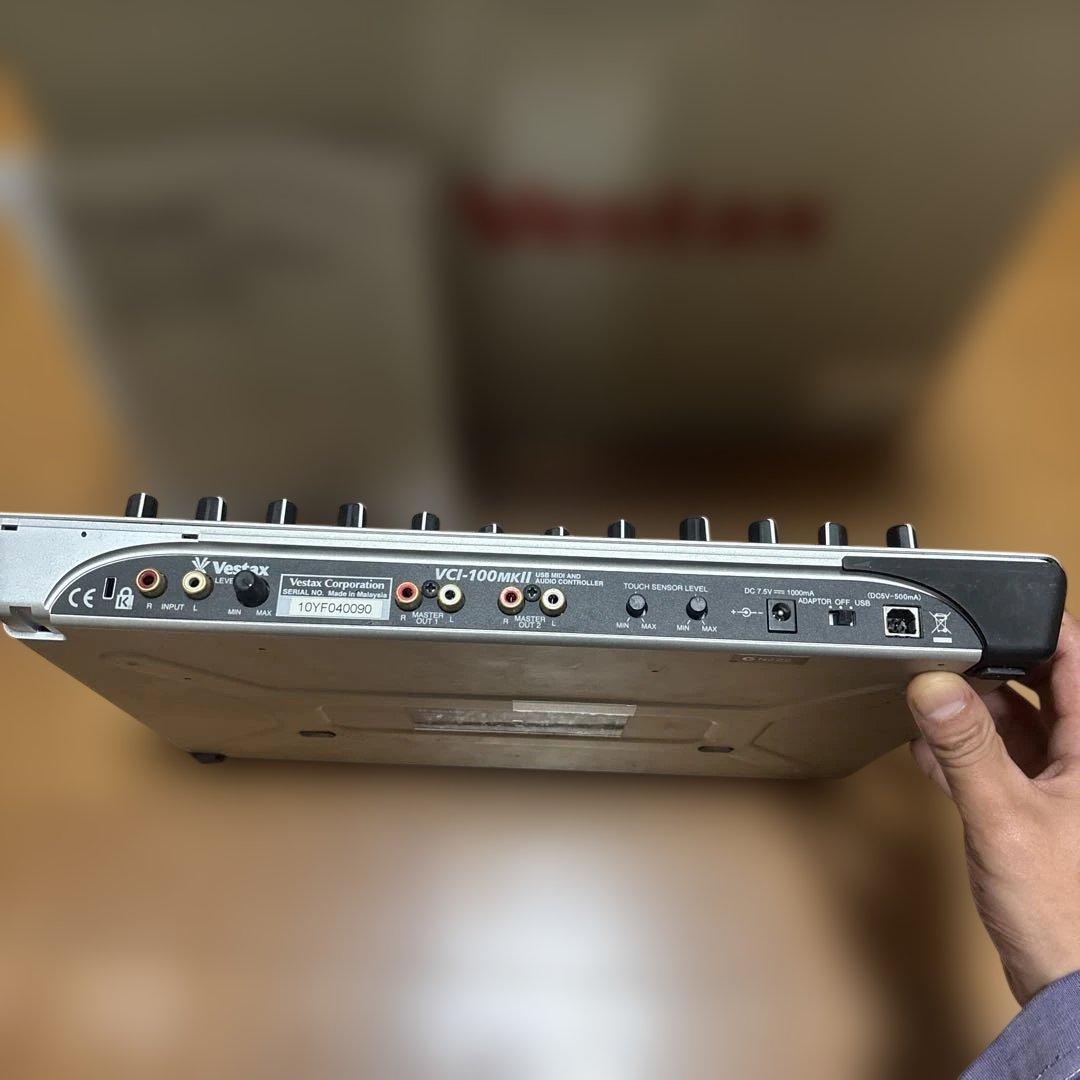 vestax vic-100 MK II DJコントローラー