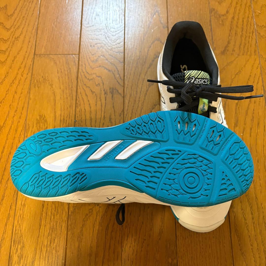 バレーボール シューズ アシックス