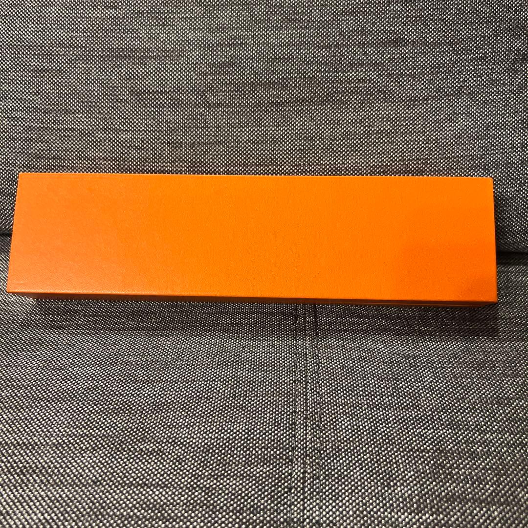 エ*ル様 美品HERMES エルメス シェーヌダンクル 空箱 空き箱 ギフトボッ