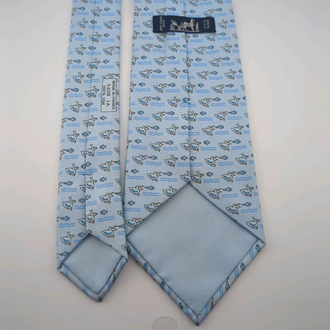 【美品】HERMES エルメス ネクタイ 水色 アヒル柄 シルク100% 動物柄
