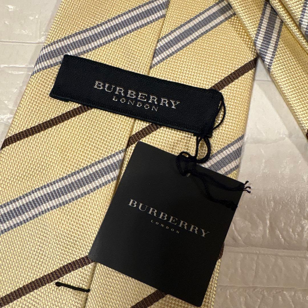 新品！Burberry バーバリー ストライプ柄 イエロー系 ネクタイ