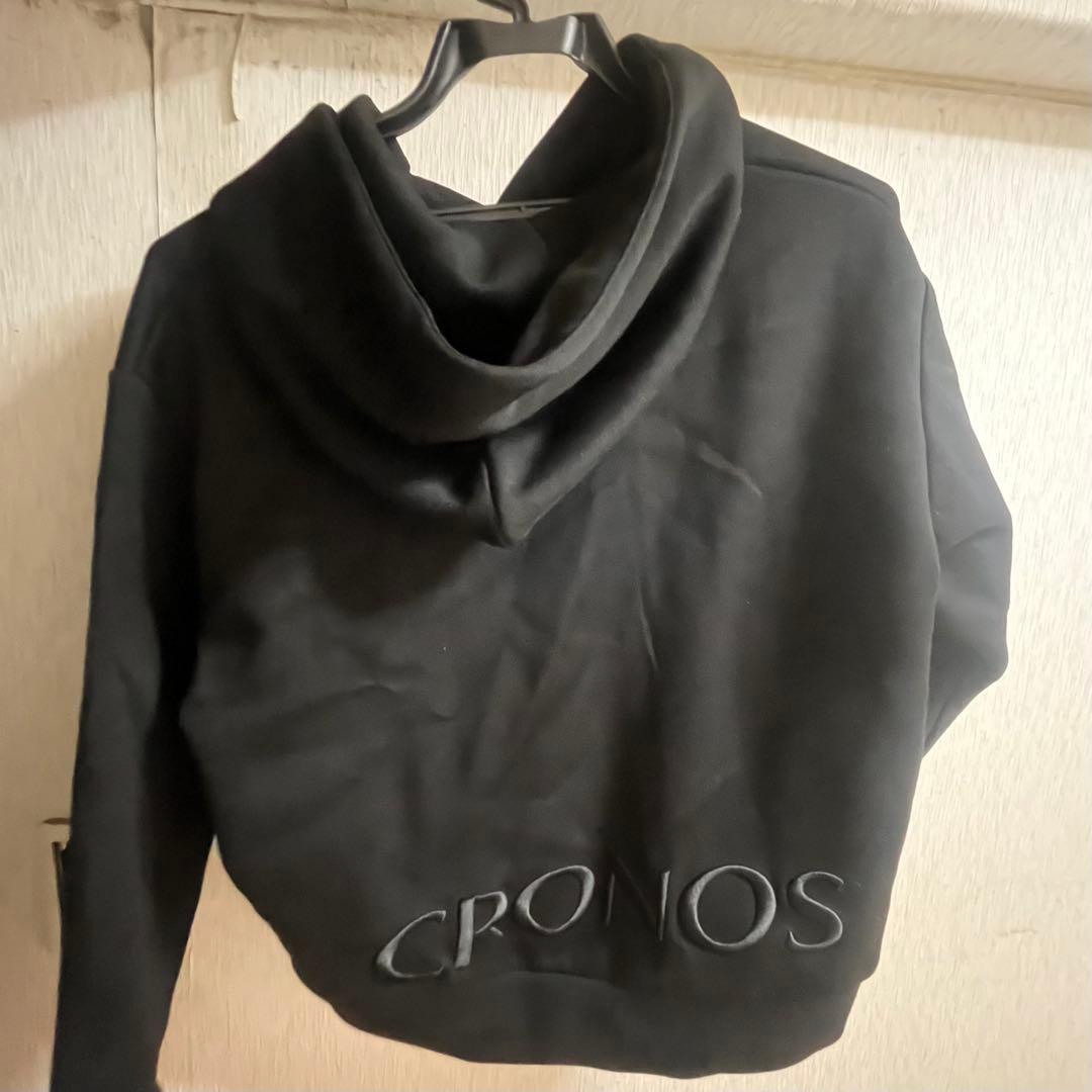 CRONOS 黒 フード付きパーカー