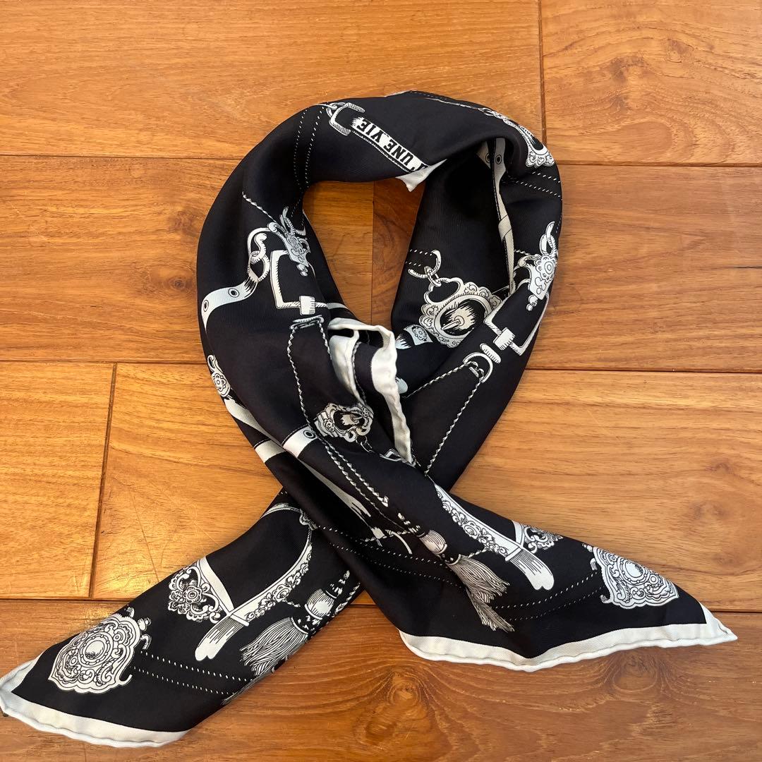 manipuri シルクスカーフ 黒白装飾柄