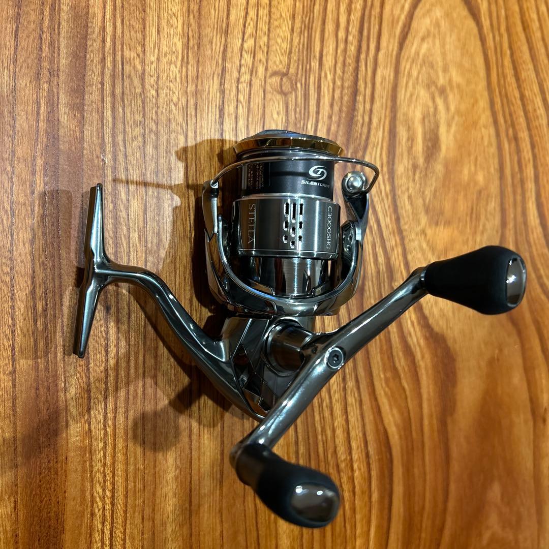 シマノ 18ステラ 3000SHG スピニングリール