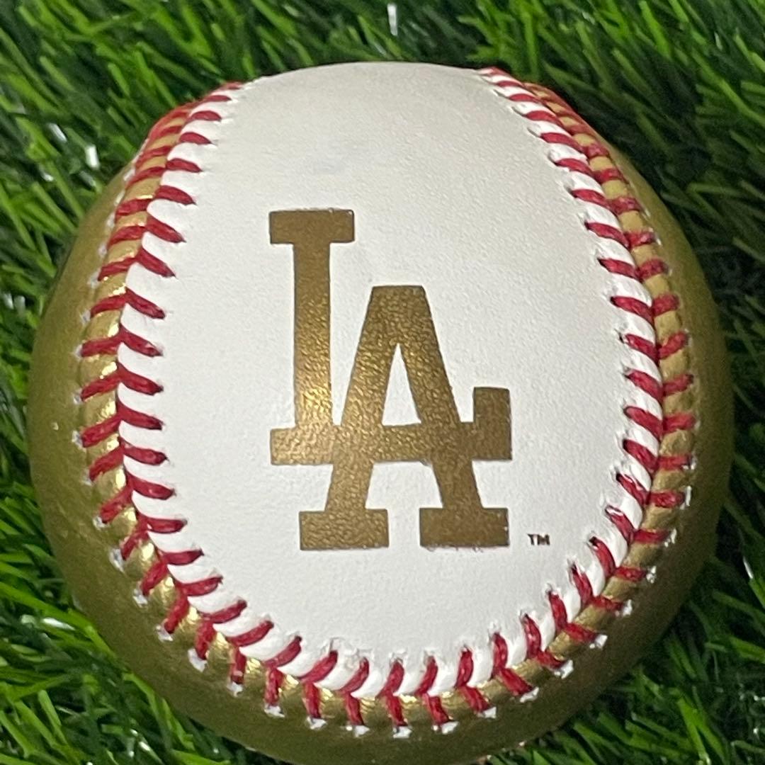 MLB　2024年　ワールドシリーズ　ドジャース　チャンピオン　記念ボール