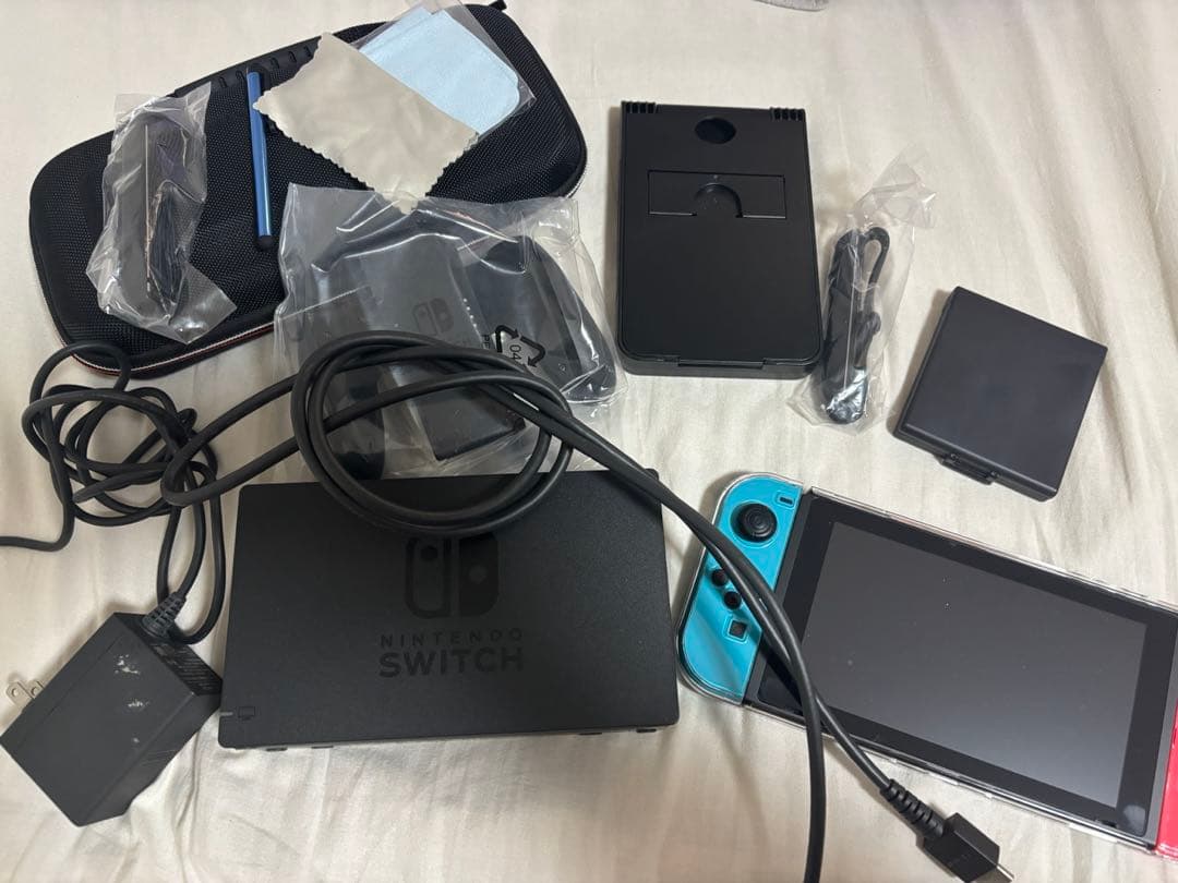 Nintendo Switch 本体＋部品