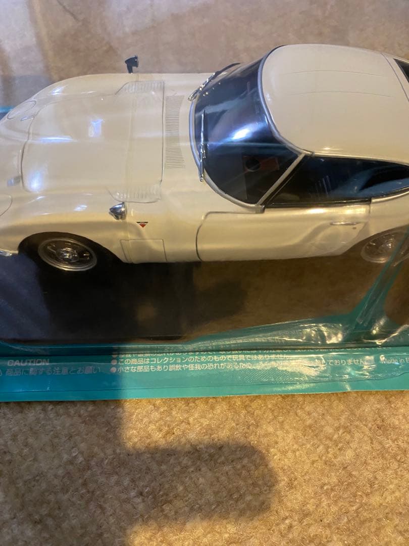 アシェット国産名車 トヨタ2000GT 1/18 定期購読版