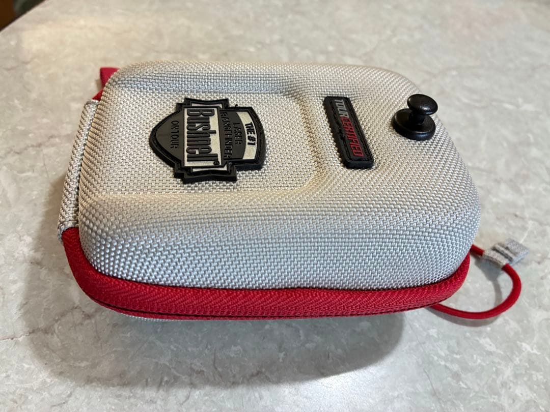 Bushnell ゴルフ用距離計 ケース付き