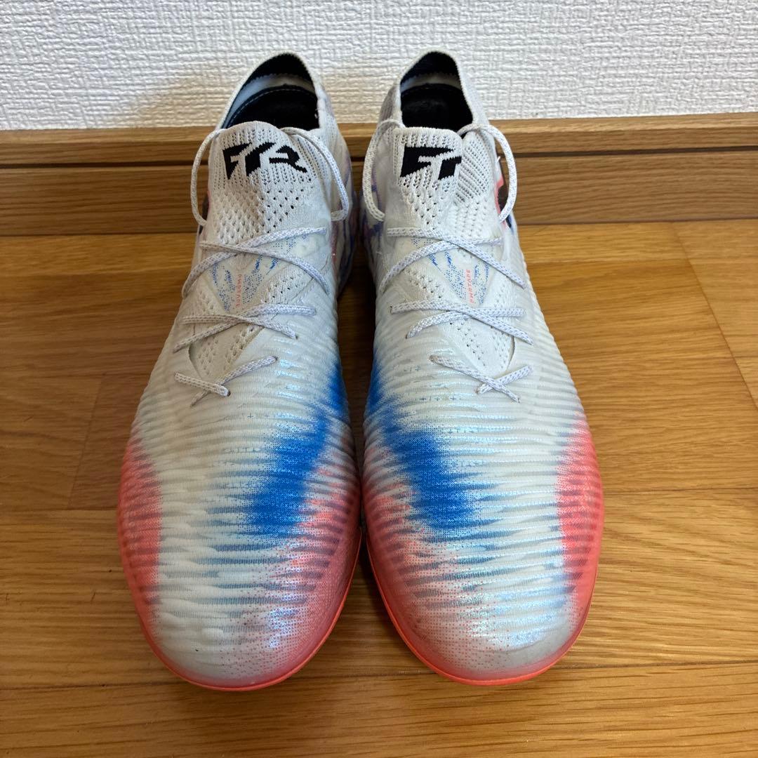 プーマ　サッカー スパイク フューチャー 8 アルティメット AG 26.5