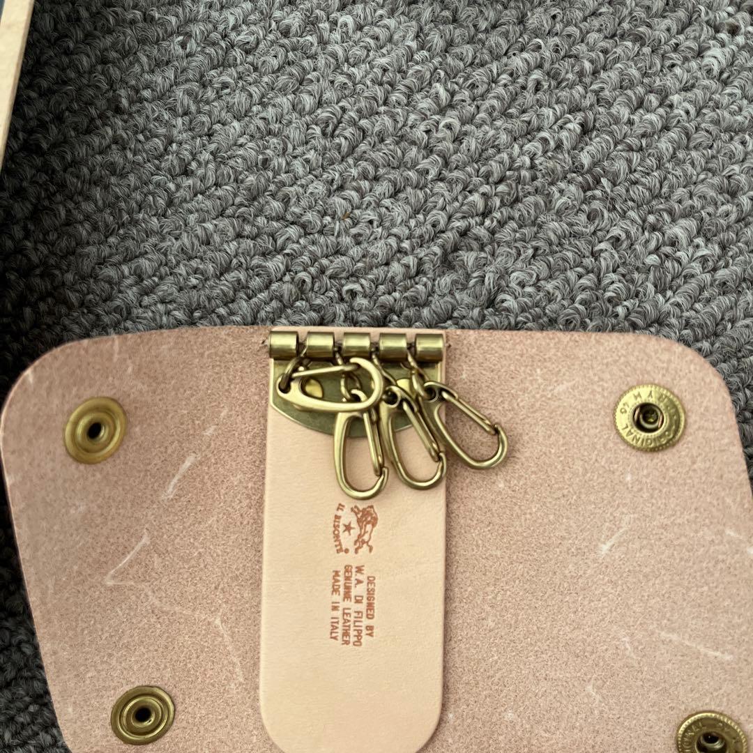 イルビゾンテ　キーケース　ヌメ　新品