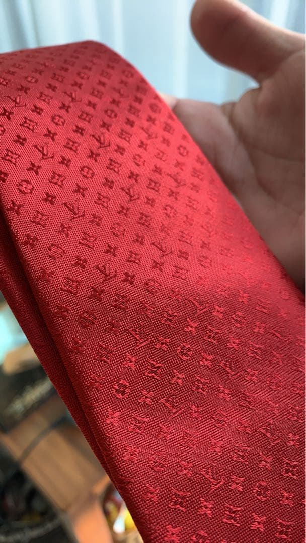 Louis Vuitton 赤 シルク ネクタイ