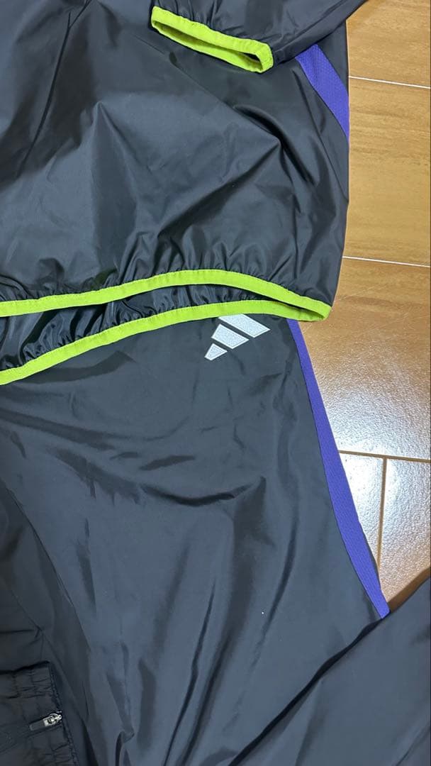 adidas ウィンドブレーカー セット