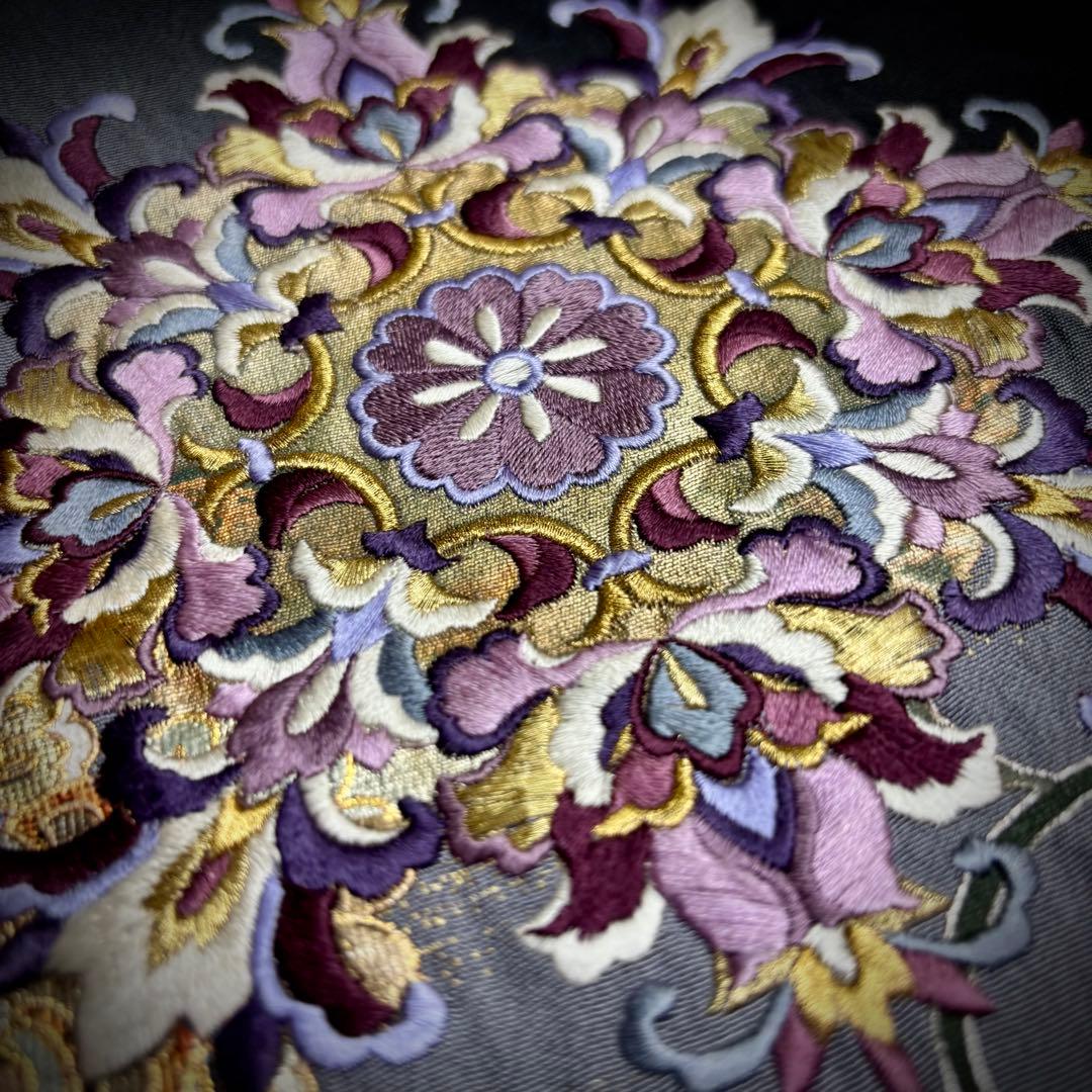 わた　着物リメイクワンピース　黒留袖ドレス　作家物　正倉院　刺繍　縦ライン