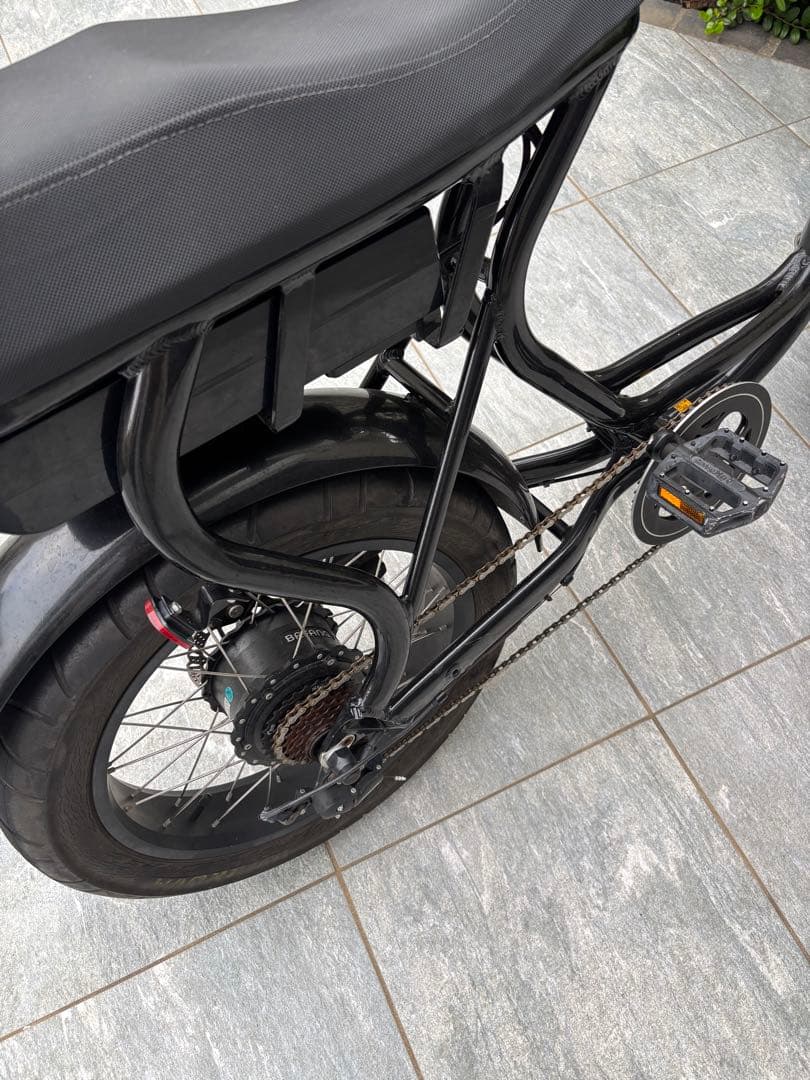 ロカフレーム　電動アシスト　自転車　カスタム済