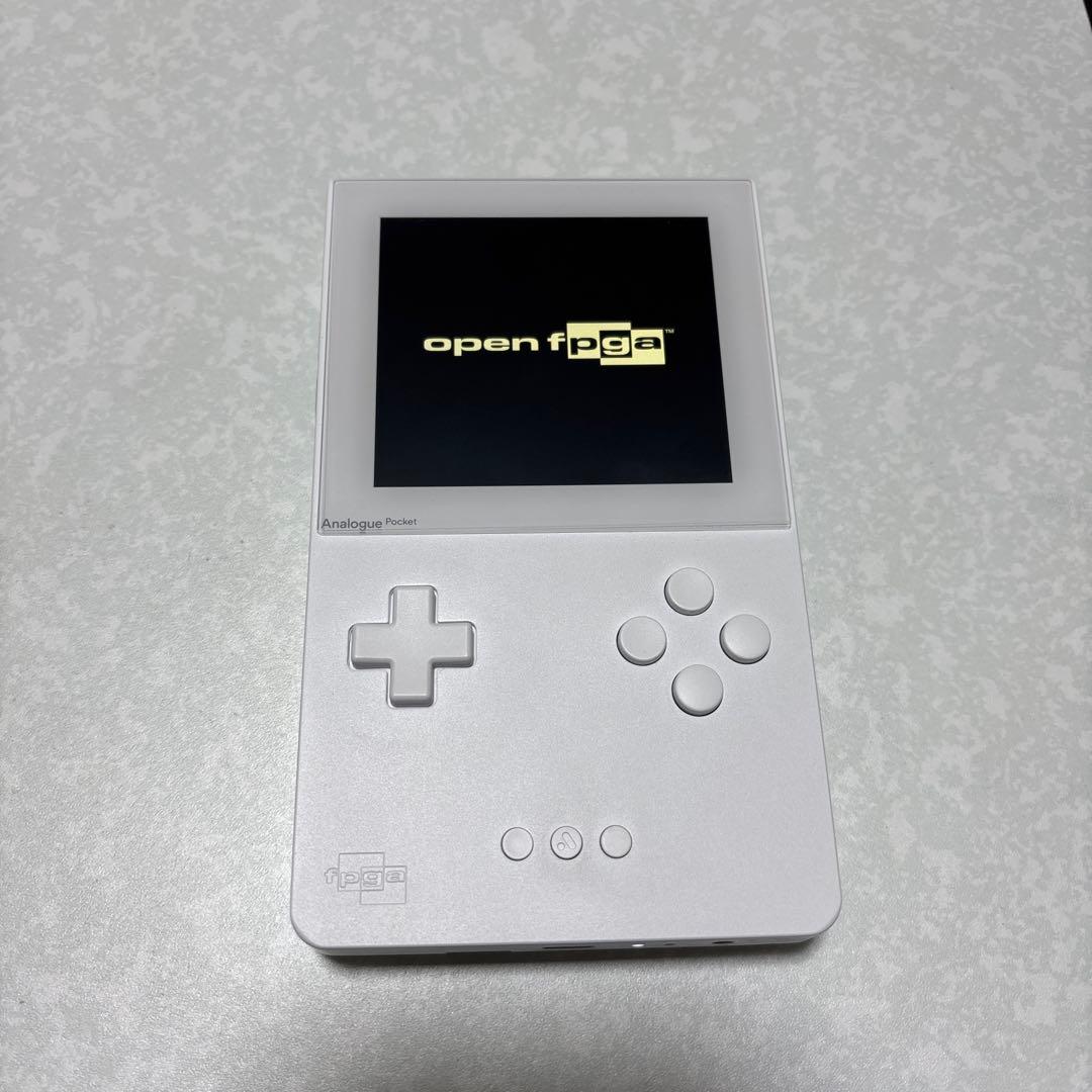 アナログポケット　ホワイト