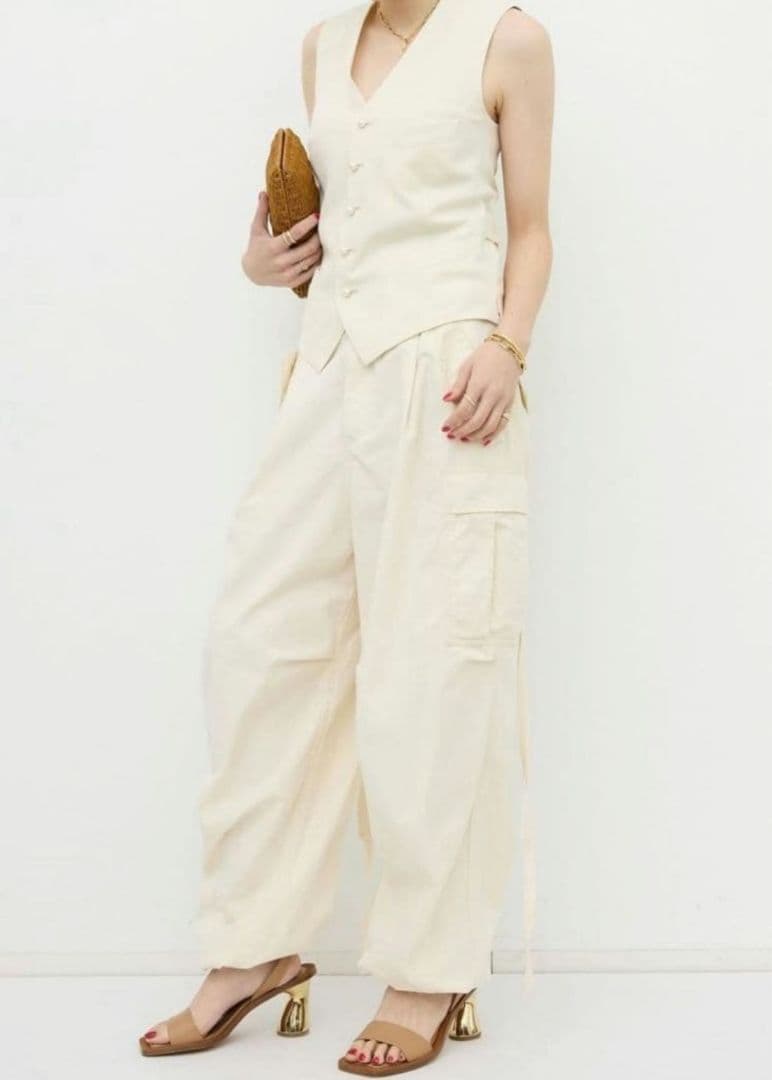 【未使用級】Madison Blue SLIM FIT VEST PEARL