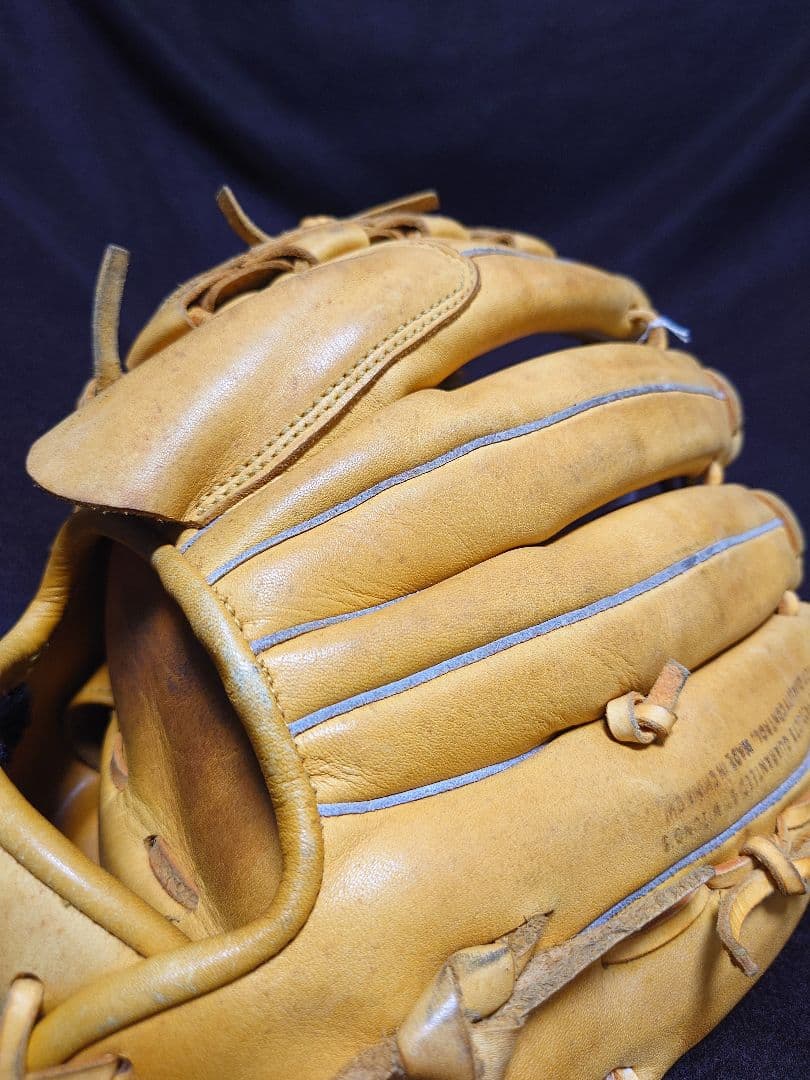 《中古》Mizuno ビクトリーステージ　軟式・左投げ投手用グローブ