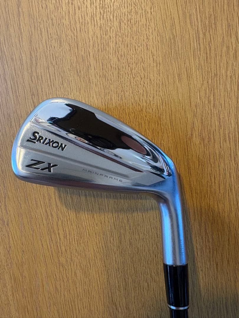 Srixon ZX ユーティリティクラブ 18度　ベンタスブラックHB 9TX
