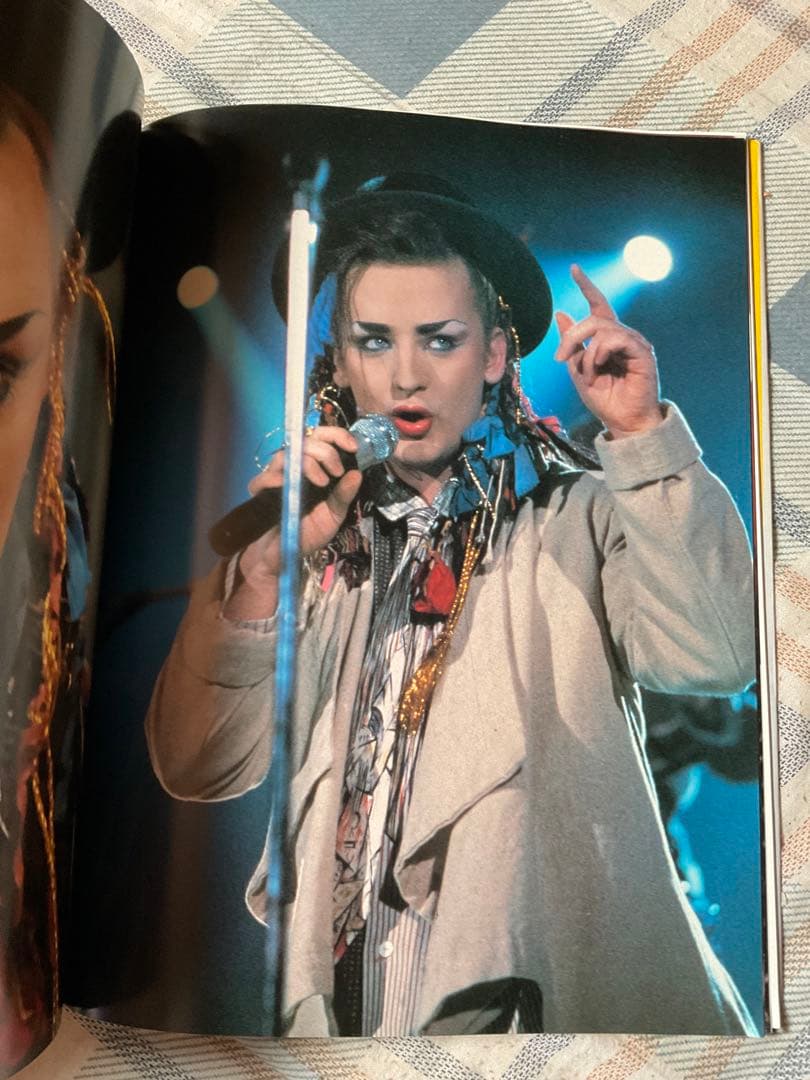 1984年 BOY E・CULTURE CLUB（ボーイ・ジョージ）。
