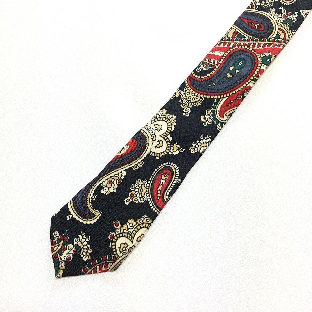 未使用級 グッチ GUCCI ネクタイ シルク100% ブラック ペイズリー柄