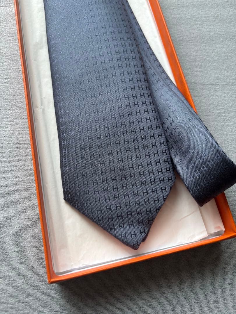 値下げ⌘未使用 エルメス HERMES ファソネ H柄 ネイビー 8cm
